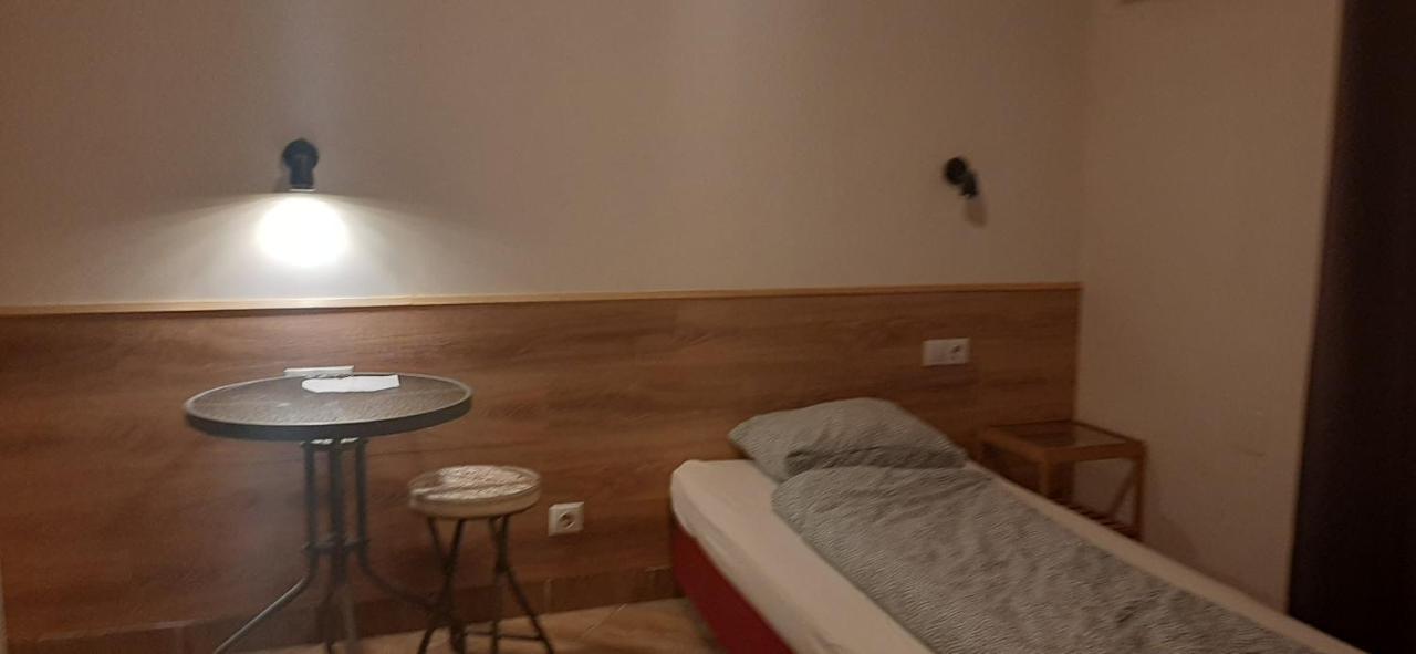 Апартаменти Apartman Vorosmarty Будапешт Екстер'єр фото